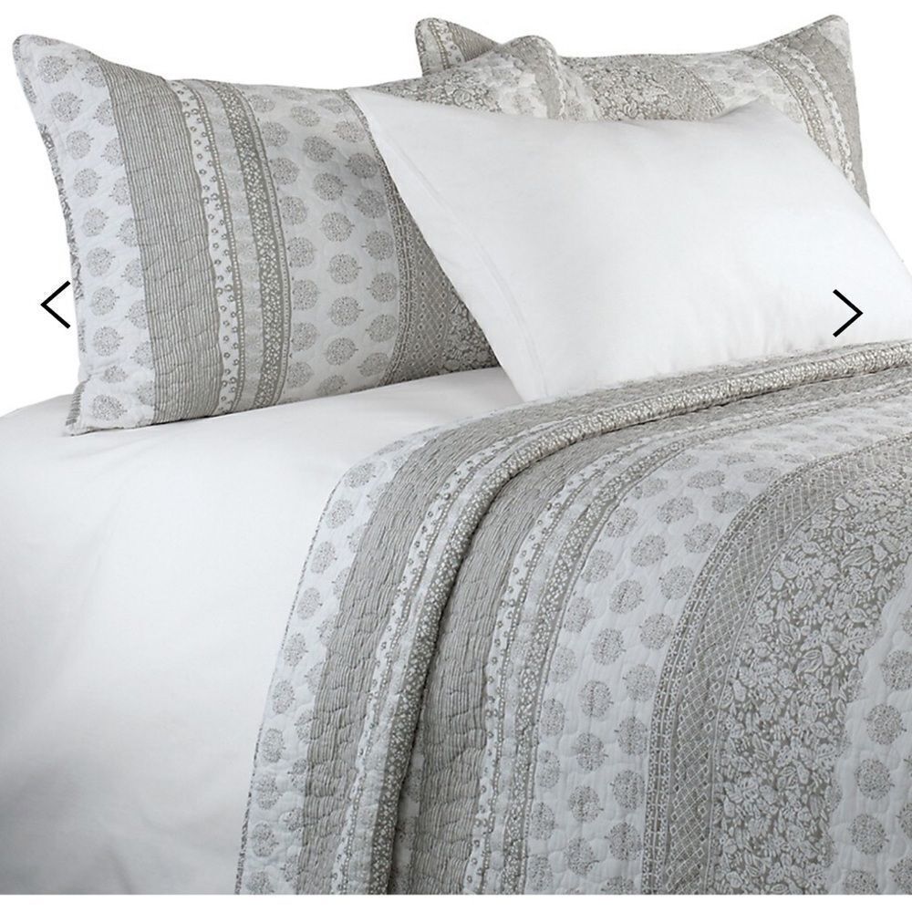 Antik
Samiha 3-Piece Quilt Set. NEW
